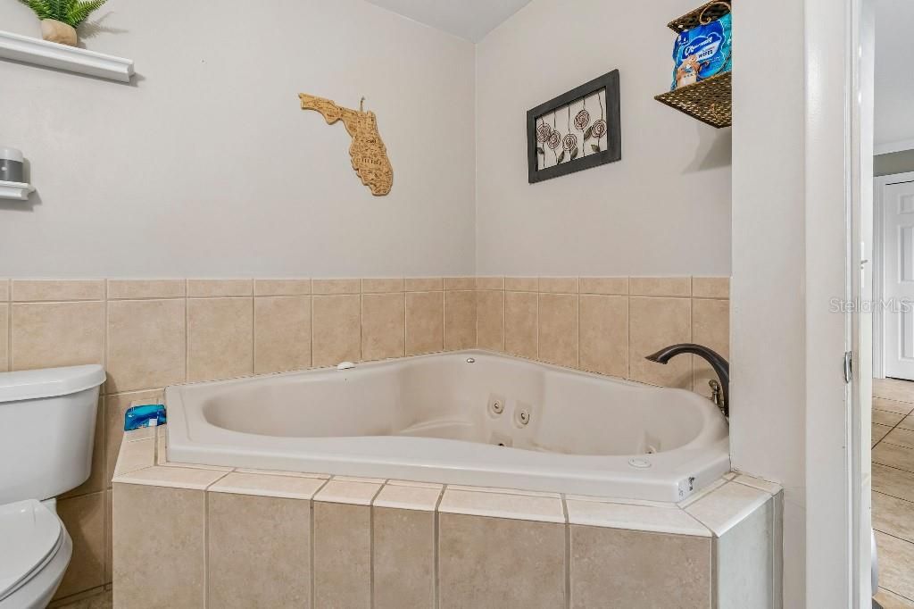 En Venta: $479,000 (3 camas, 2 baños, 1569 Pies cuadrados)