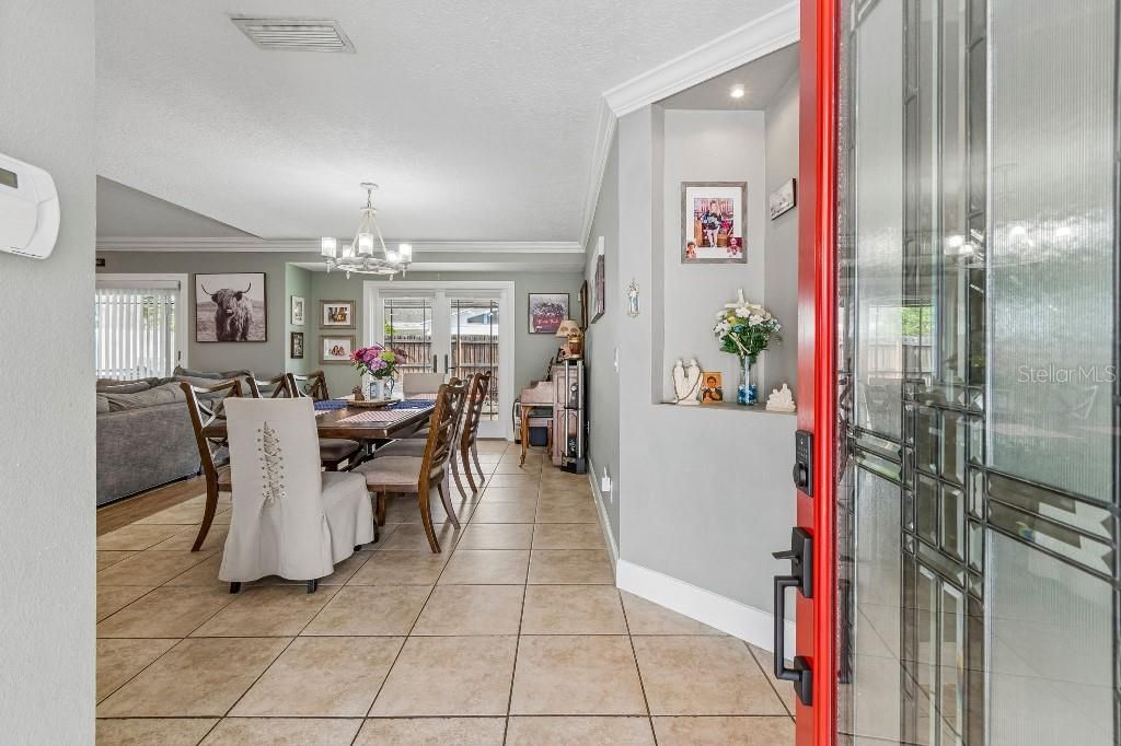 En Venta: $479,000 (3 camas, 2 baños, 1569 Pies cuadrados)