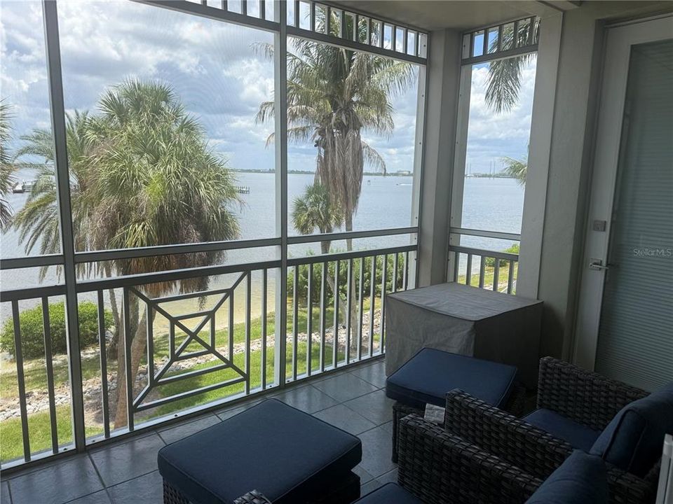For Rent: $1,900 (3 beds, 2 baths, 1759 Square Feet)