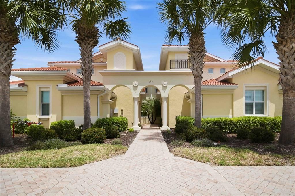 For Sale: $429,000 (3 beds, 2 baths, 1744 Square Feet)