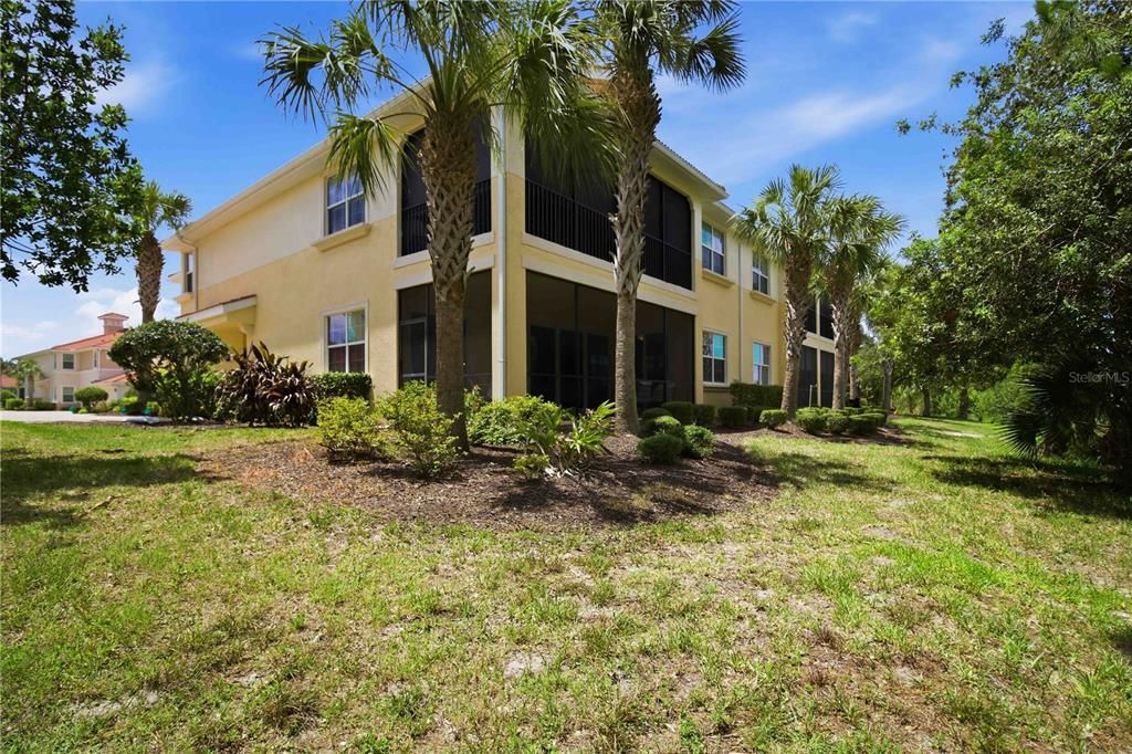 For Sale: $429,000 (3 beds, 2 baths, 1744 Square Feet)