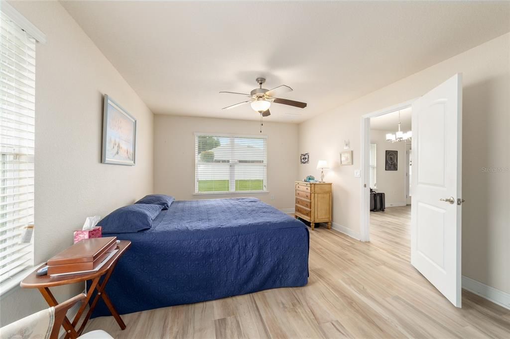For Sale: $317,000 (4 beds, 2 baths, 1762 Square Feet)