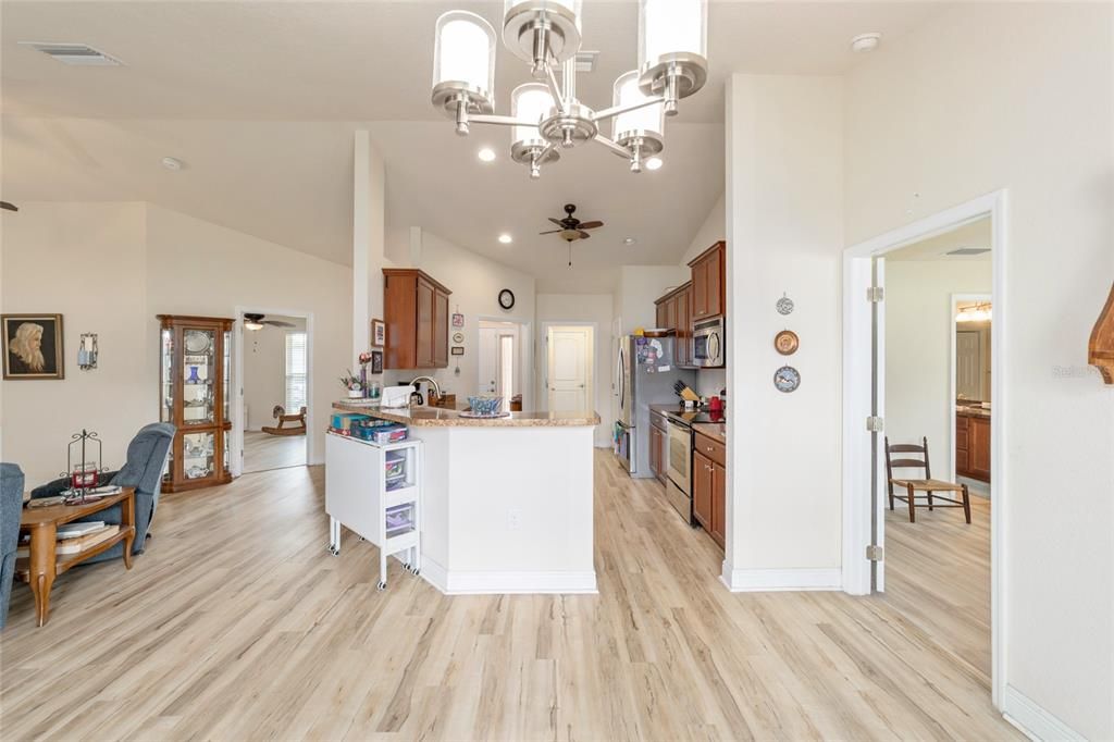 For Sale: $317,000 (4 beds, 2 baths, 1762 Square Feet)
