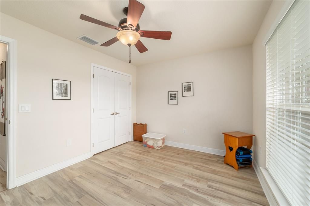 For Sale: $317,000 (4 beds, 2 baths, 1762 Square Feet)