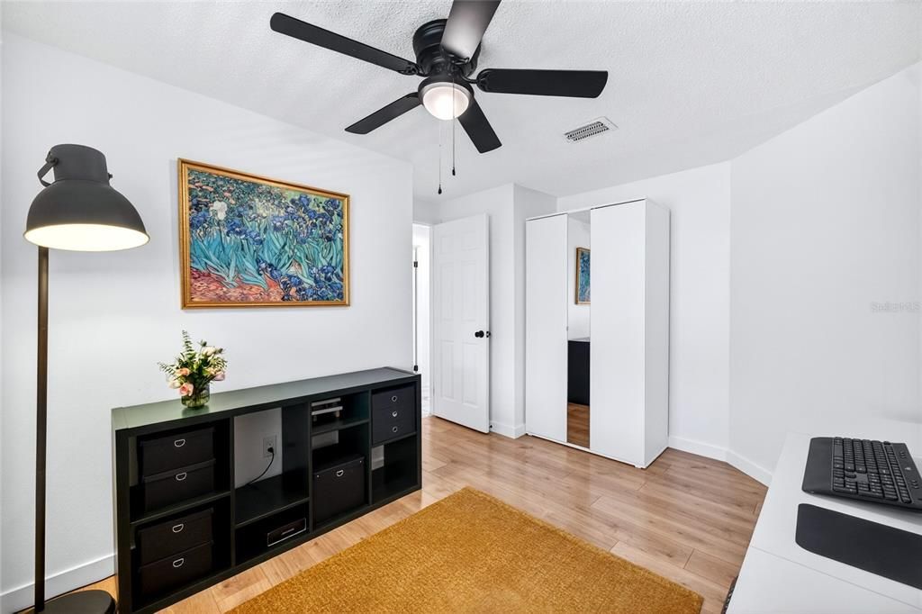 For Sale: $350,000 (3 beds, 2 baths, 1338 Square Feet)