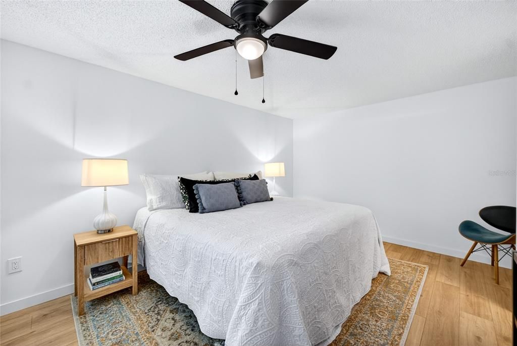 For Sale: $350,000 (3 beds, 2 baths, 1338 Square Feet)