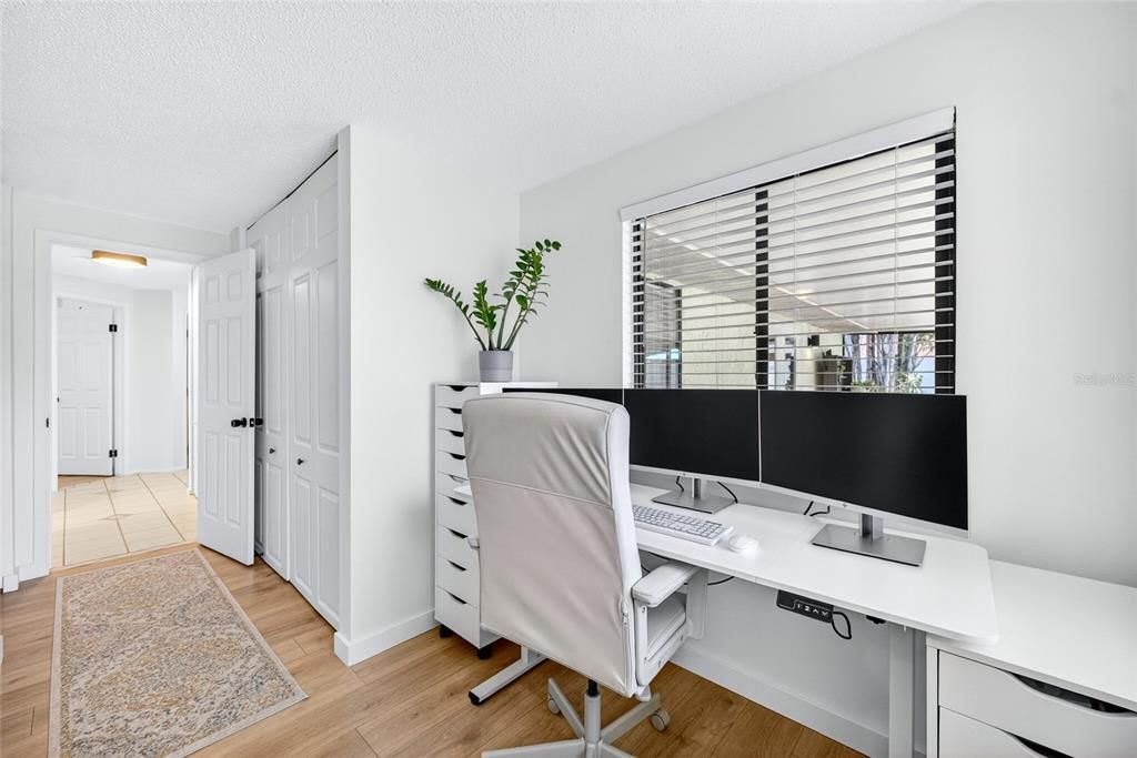 For Sale: $350,000 (3 beds, 2 baths, 1338 Square Feet)