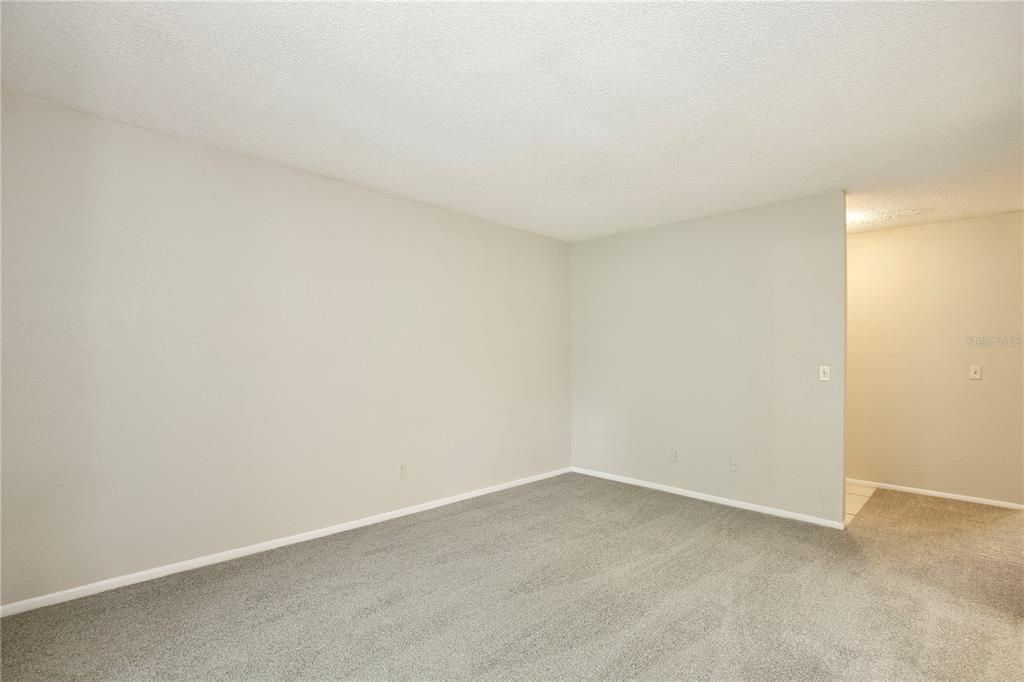 В аренду: $1,375 (2 спален, 2 ванн, 905 Квадратных фут)