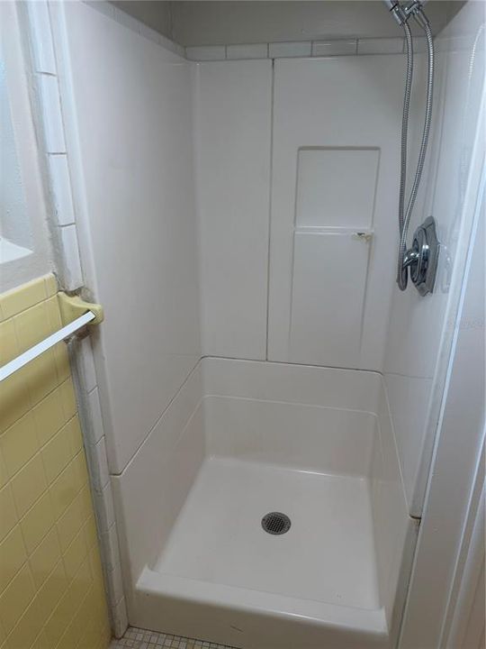 For Sale: $319,000 (3 beds, 1 baths, 1595 Square Feet)