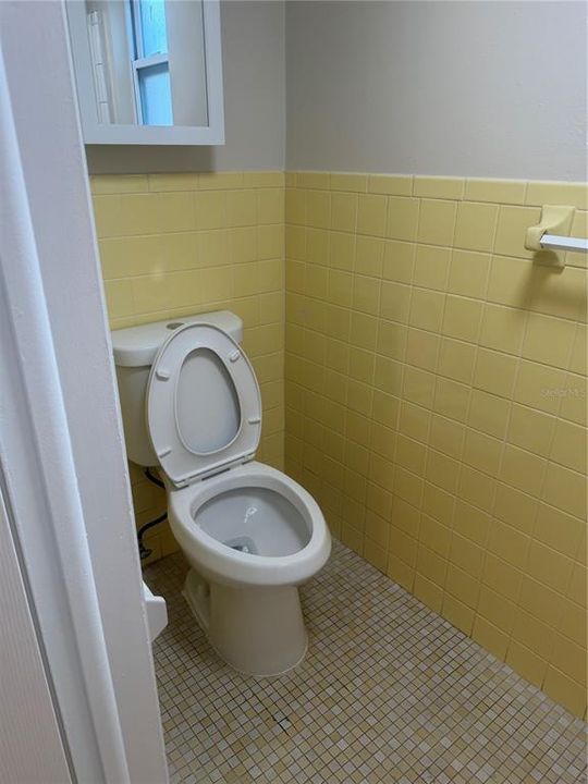For Sale: $319,000 (3 beds, 1 baths, 1595 Square Feet)