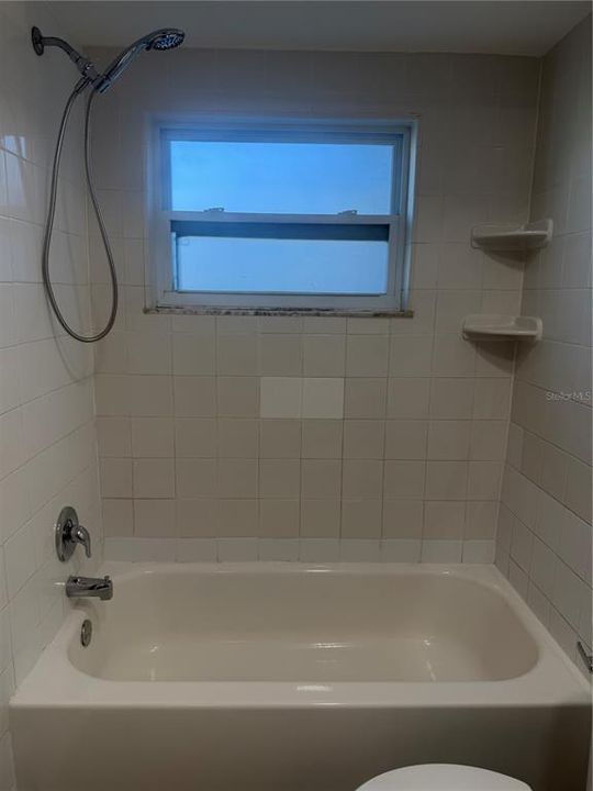 For Sale: $319,000 (3 beds, 1 baths, 1595 Square Feet)