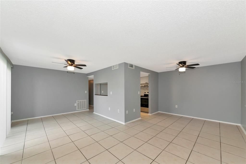 For Rent: $1,625 (2 beds, 2 baths, 960 Square Feet)