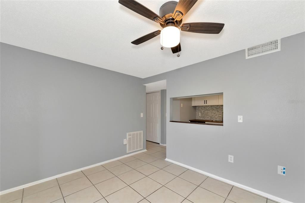 For Rent: $1,625 (2 beds, 2 baths, 960 Square Feet)
