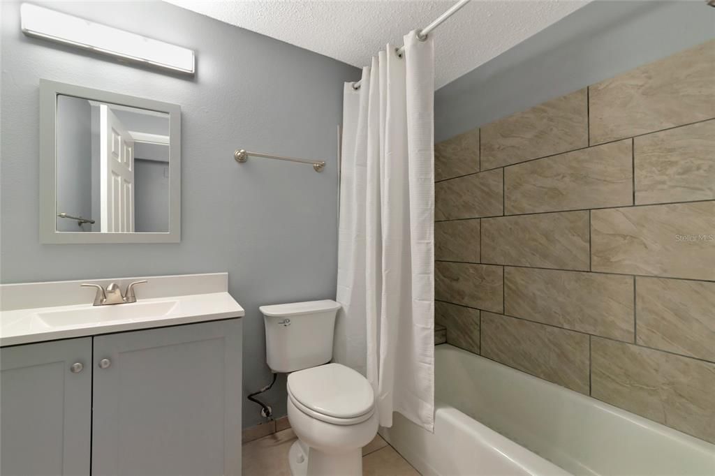 For Rent: $1,625 (2 beds, 2 baths, 960 Square Feet)