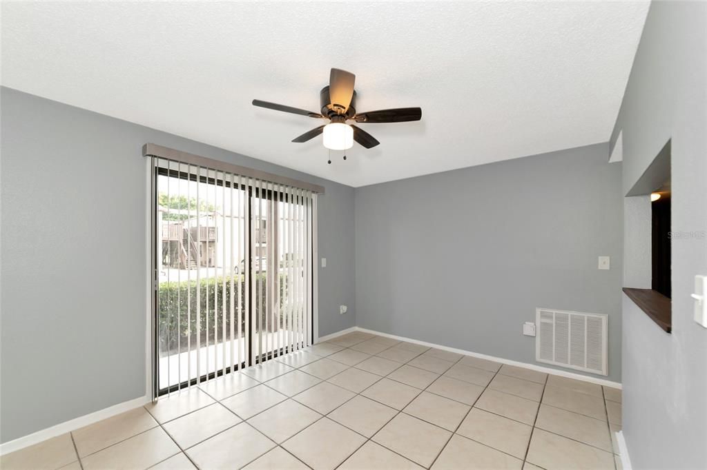 For Rent: $1,625 (2 beds, 2 baths, 960 Square Feet)