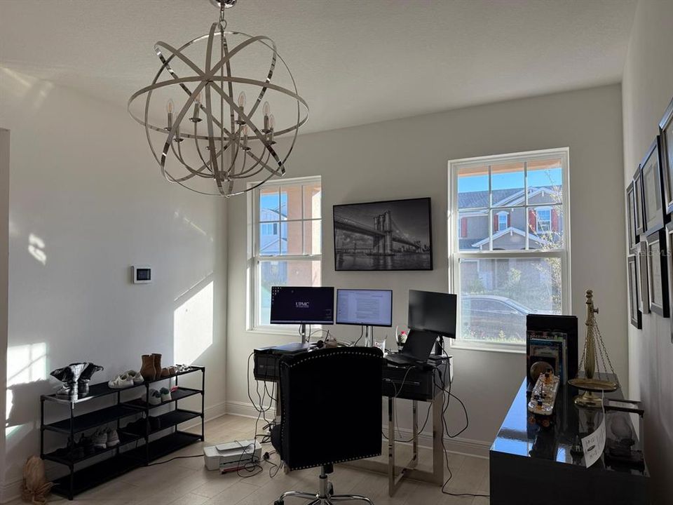 For Rent: $4,000 (5 beds, 3 baths, 3286 Square Feet)