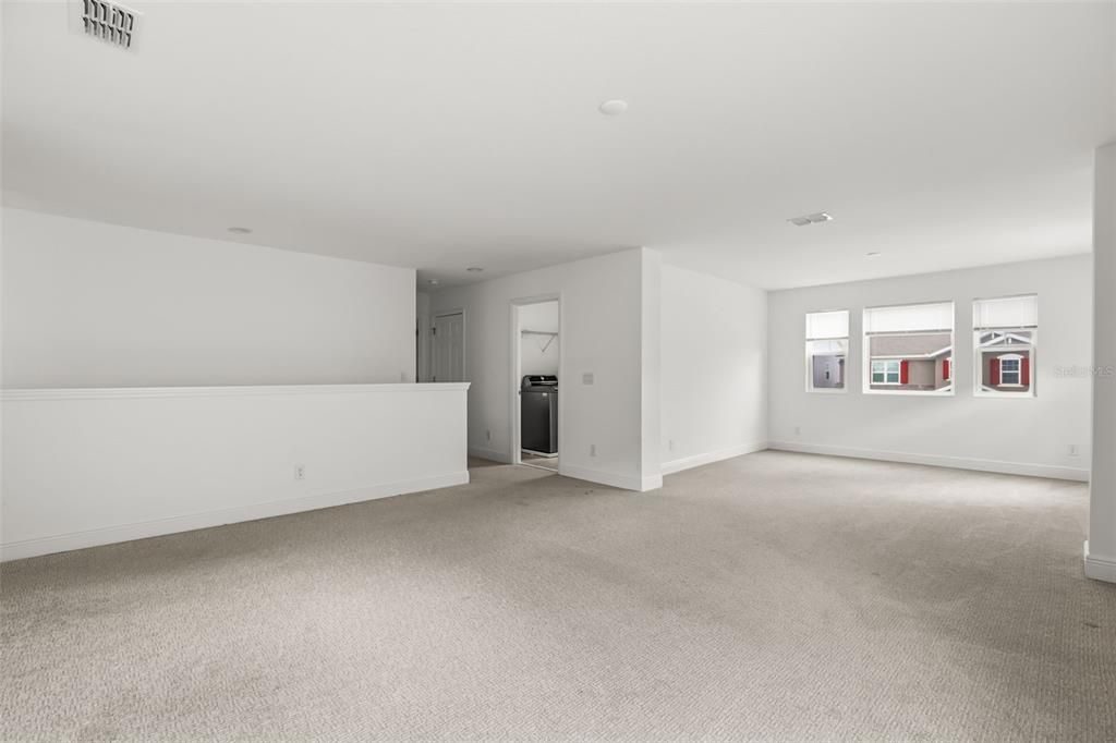 В аренду: $4,000 (5 спален, 3 ванн, 3286 Квадратных фут)