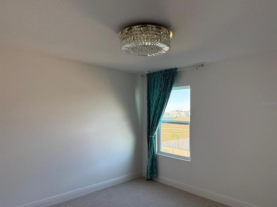 For Rent: $4,000 (5 beds, 3 baths, 3286 Square Feet)
