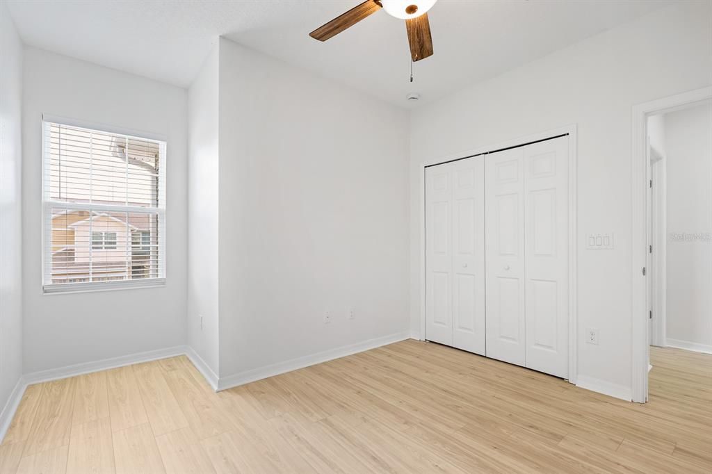 В аренду: $2,600 (3 спален, 2 ванн, 1702 Квадратных фут)