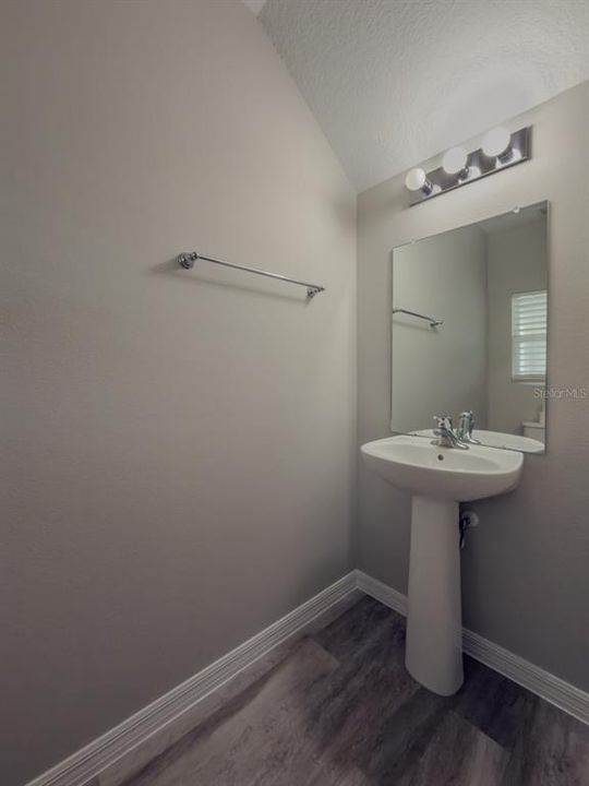For Sale: $385,000 (4 beds, 2 baths, 2073 Square Feet)