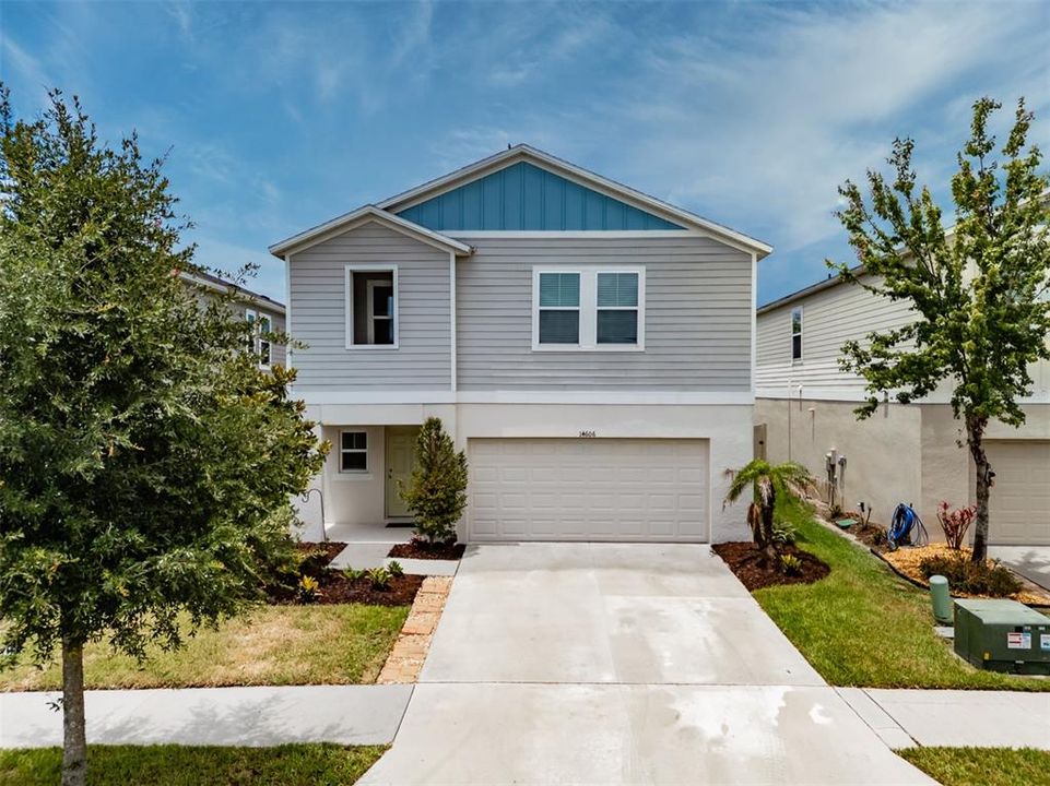 For Sale: $385,000 (4 beds, 2 baths, 2073 Square Feet)
