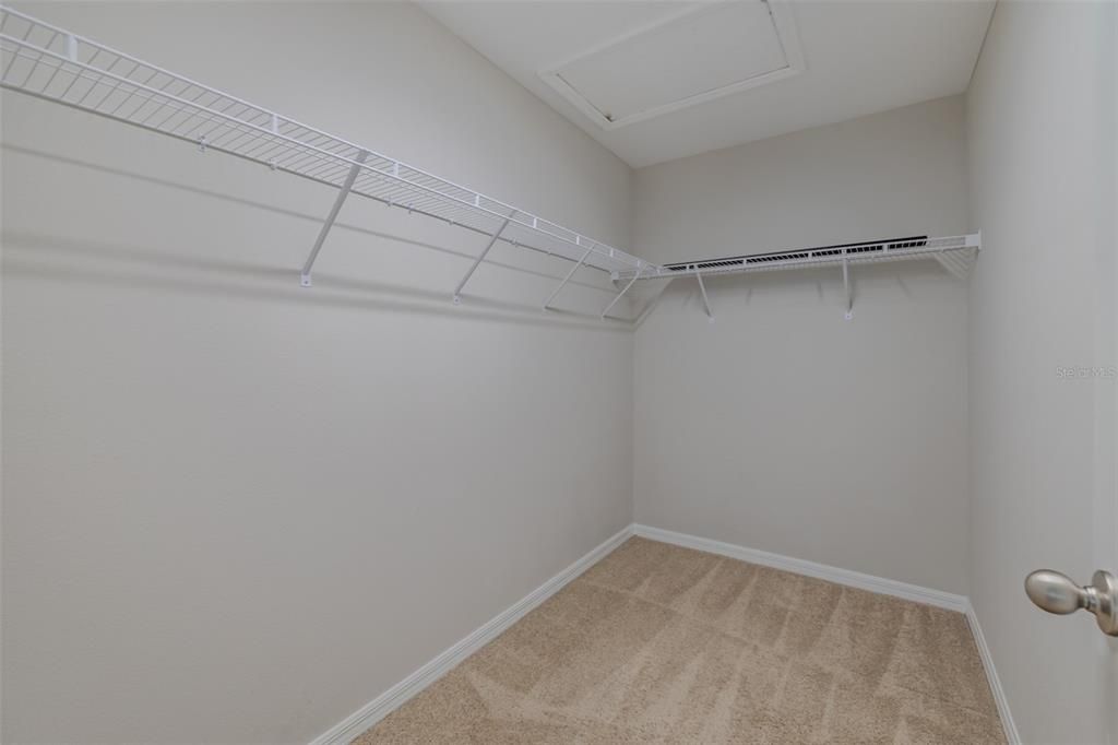 For Sale: $385,000 (4 beds, 2 baths, 2073 Square Feet)