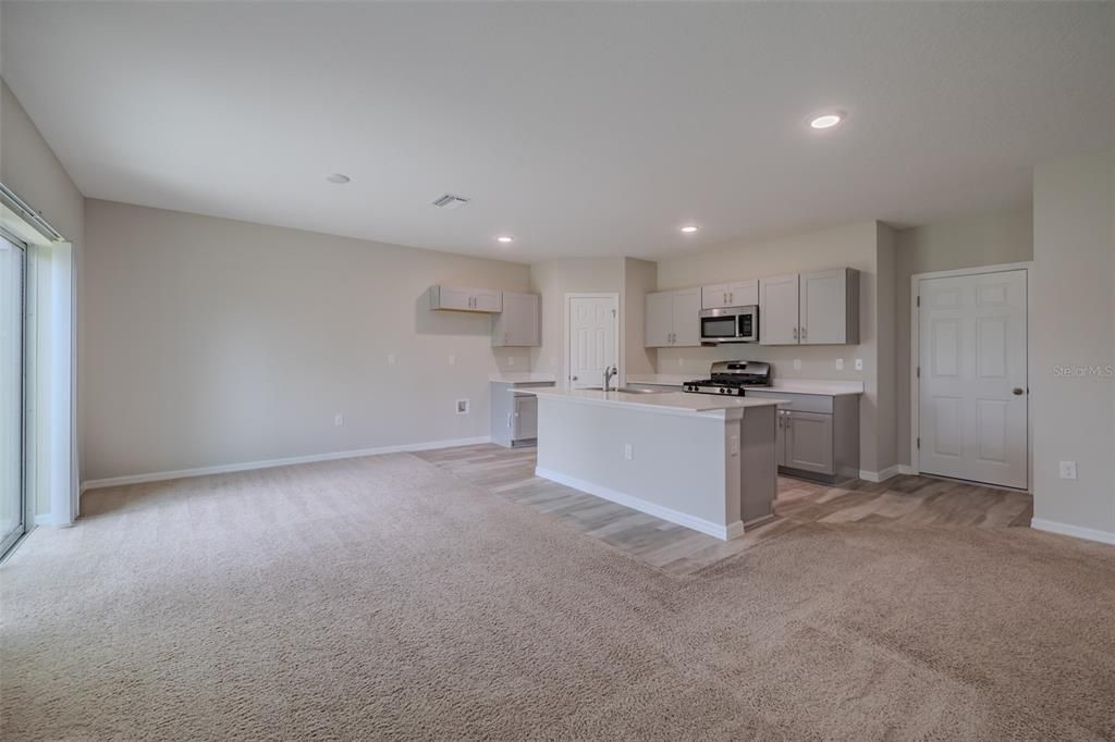For Sale: $385,000 (4 beds, 2 baths, 2073 Square Feet)