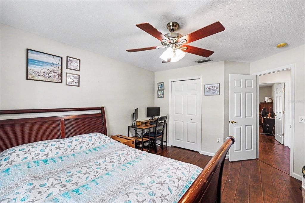 For Sale: $280,000 (3 beds, 2 baths, 1535 Square Feet)