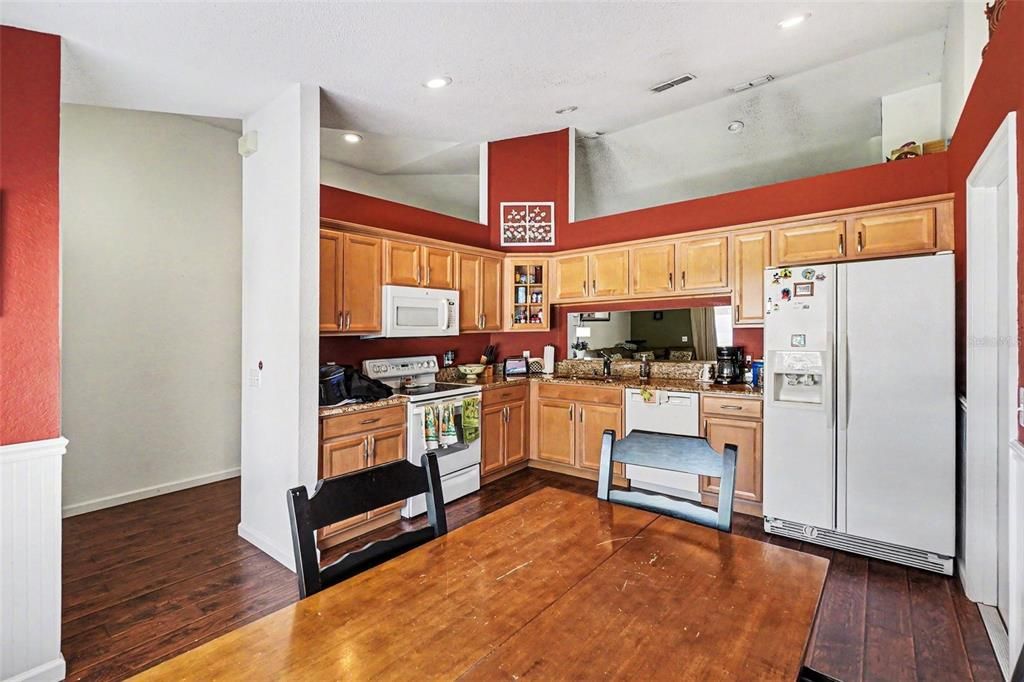 For Sale: $280,000 (3 beds, 2 baths, 1535 Square Feet)