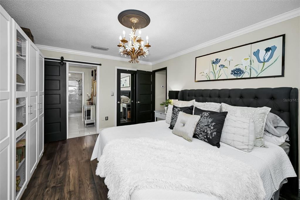 На продажу: $349,900 (1 спален, 2 ванн, 1050 Квадратных фут)