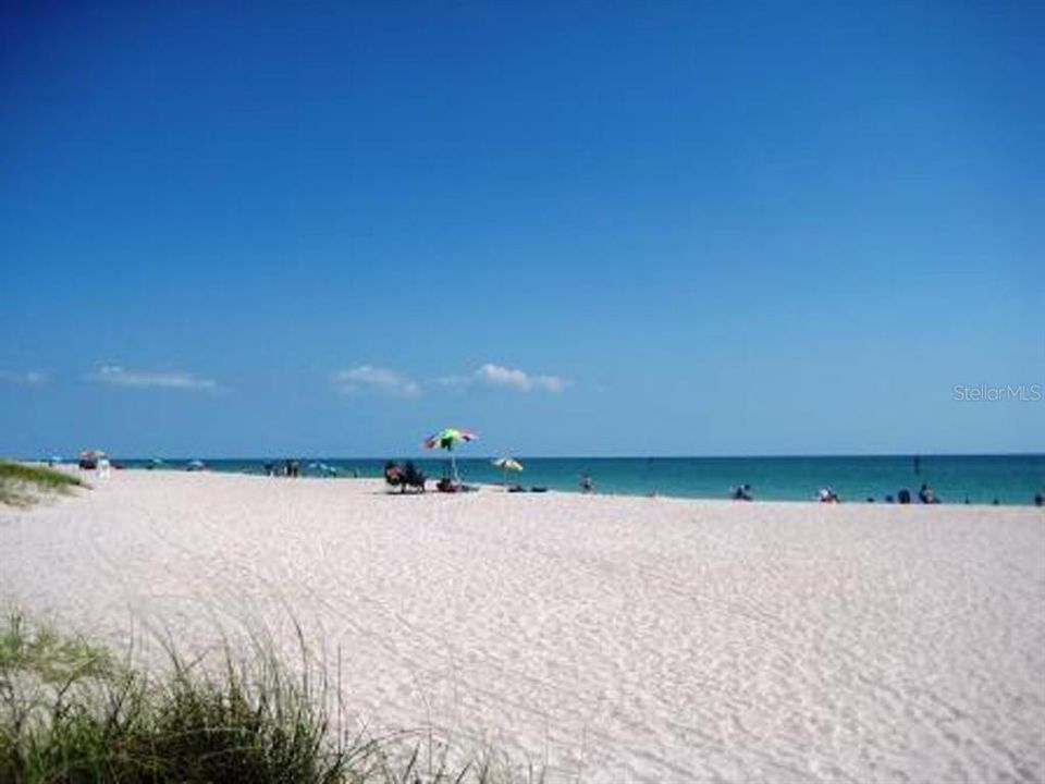 For Sale: $379,900 (3 beds, 2 baths, 1882 Square Feet)
