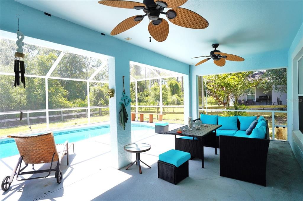 For Sale: $379,900 (3 beds, 2 baths, 1882 Square Feet)