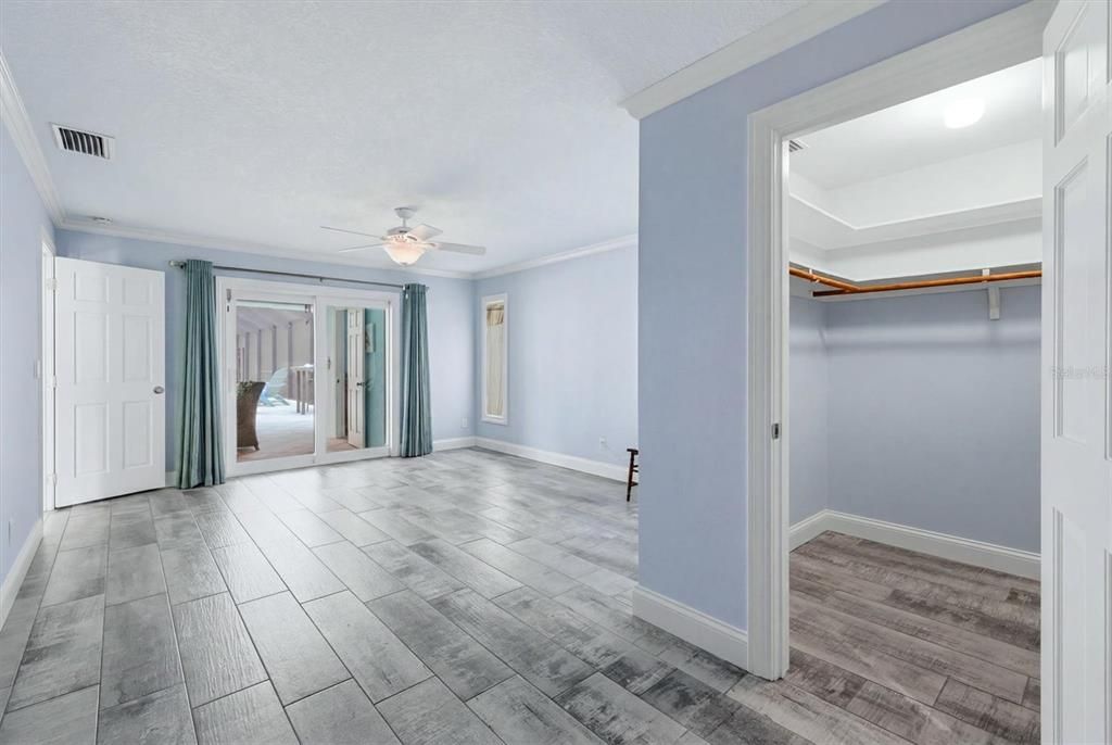 For Sale: $2,300,000 (3 beds, 2 baths, 2144 Square Feet)