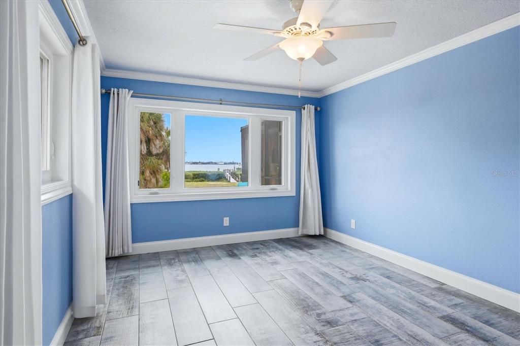 For Sale: $2,300,000 (3 beds, 2 baths, 2144 Square Feet)