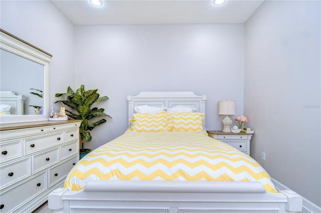 En Renta: $3,300 (4 camas, 3 baños, 2716 Pies cuadrados)