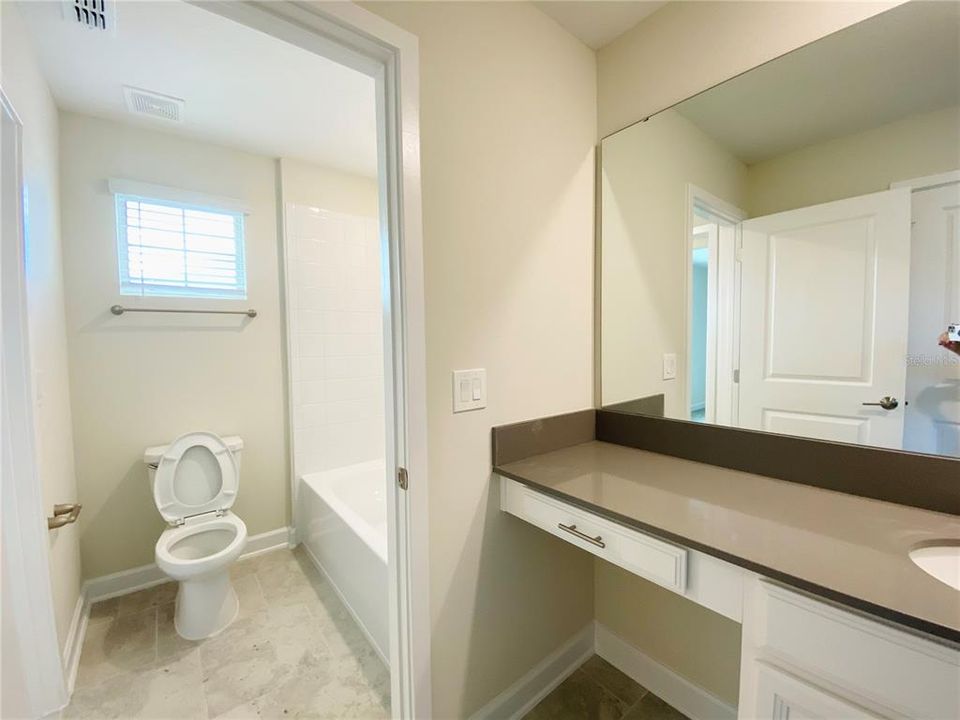 For Rent: $2,695 (3 beds, 3 baths, 2132 Square Feet)