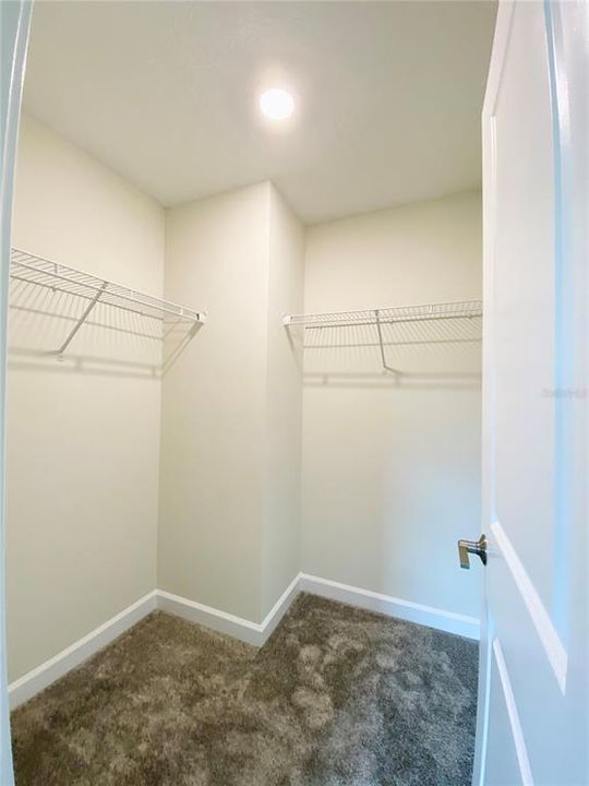 For Rent: $2,695 (3 beds, 3 baths, 2132 Square Feet)