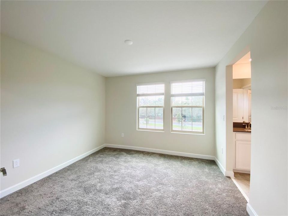 For Rent: $2,695 (3 beds, 3 baths, 2132 Square Feet)