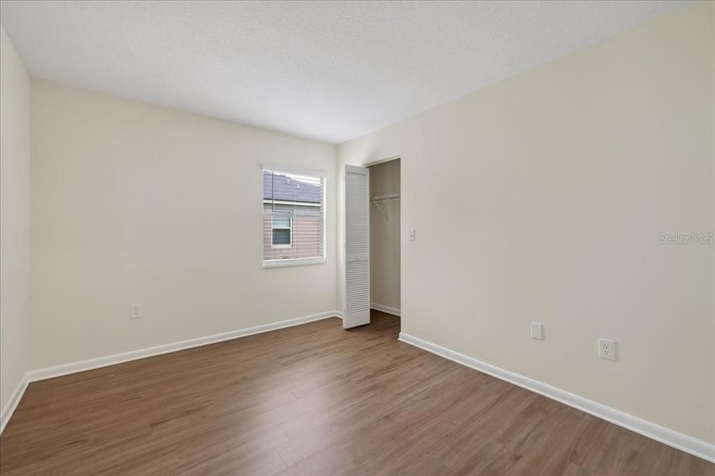 En Venta: $439,900 (5 camas, 4 baños, 2059 Pies cuadrados)