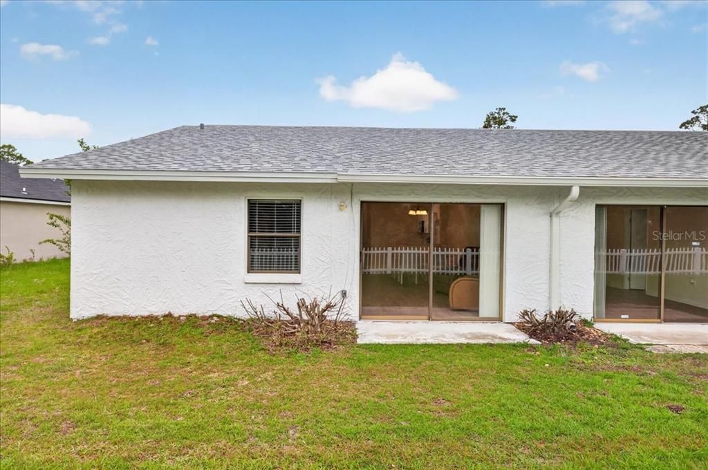 En Venta: $439,900 (5 camas, 4 baños, 2059 Pies cuadrados)