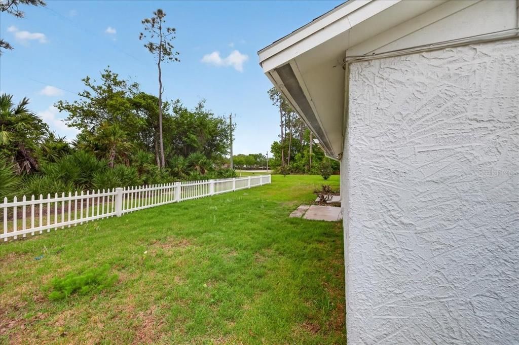 En Venta: $439,900 (5 camas, 4 baños, 2059 Pies cuadrados)