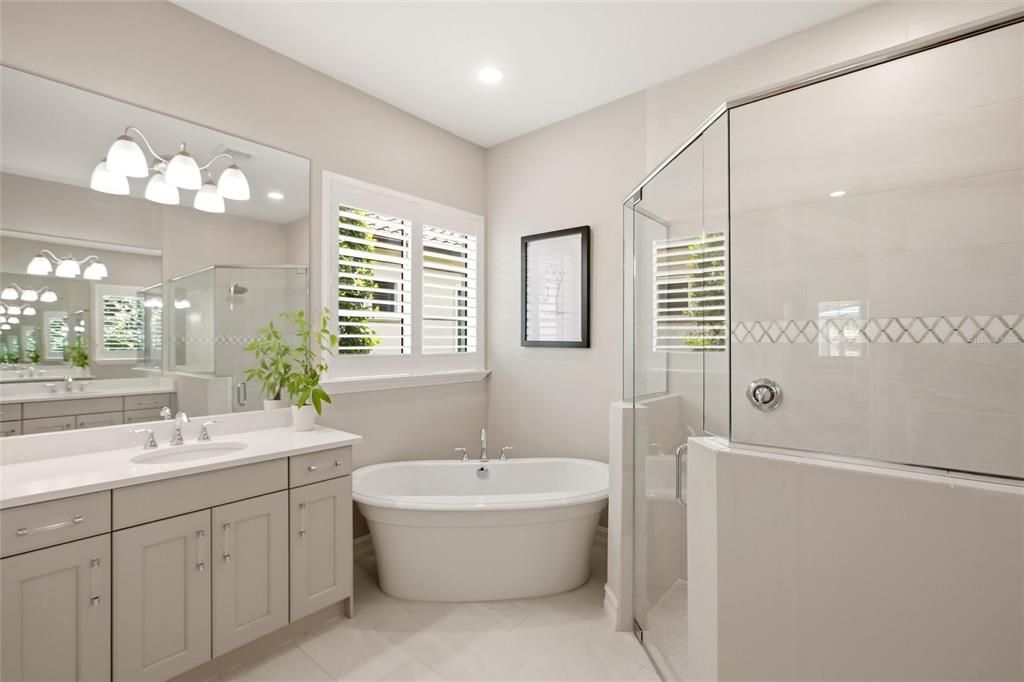 For Sale: $1,685,000 (3 beds, 2 baths, 2585 Square Feet)
