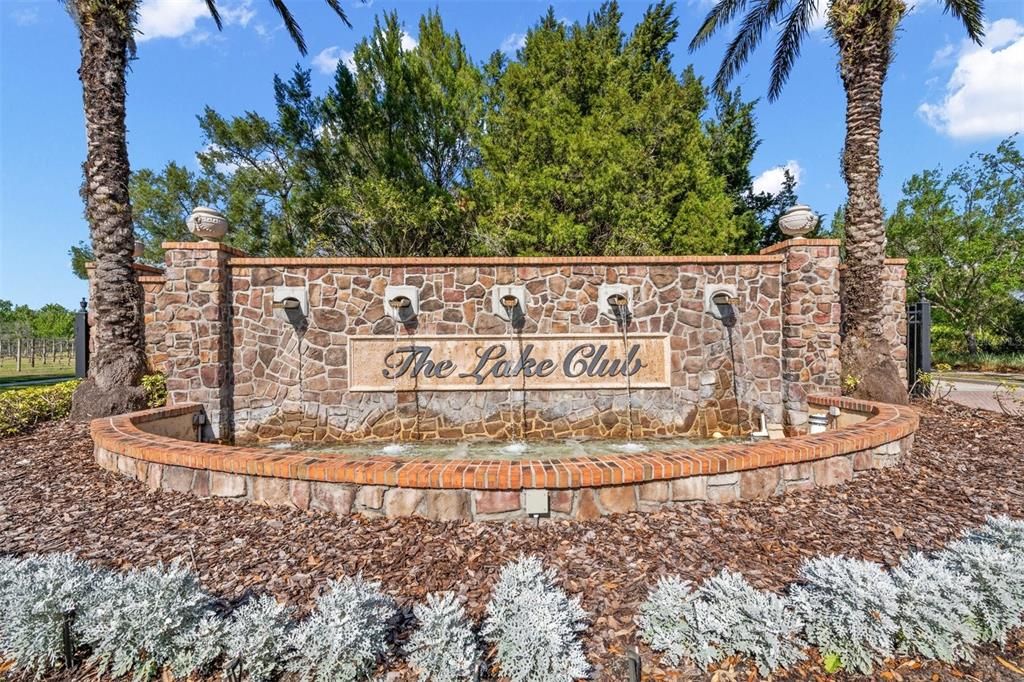 For Sale: $1,685,000 (3 beds, 2 baths, 2585 Square Feet)