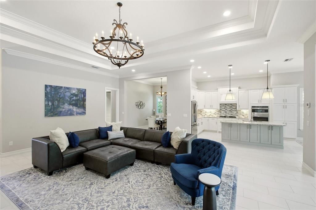 For Sale: $1,685,000 (3 beds, 2 baths, 2585 Square Feet)