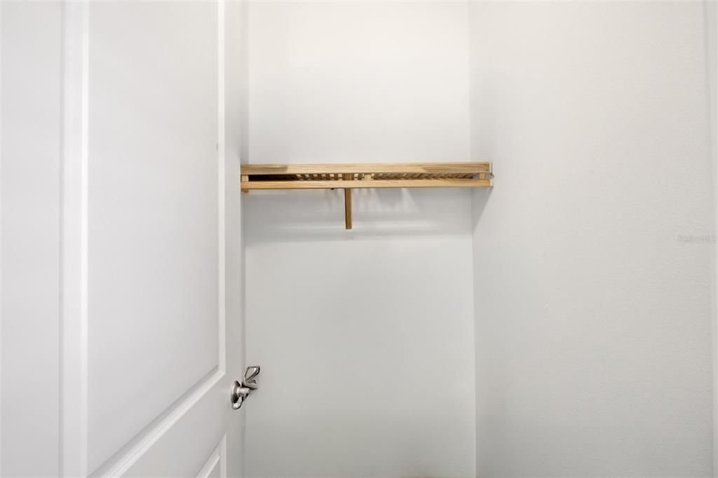 For Sale: $1,685,000 (3 beds, 2 baths, 2585 Square Feet)