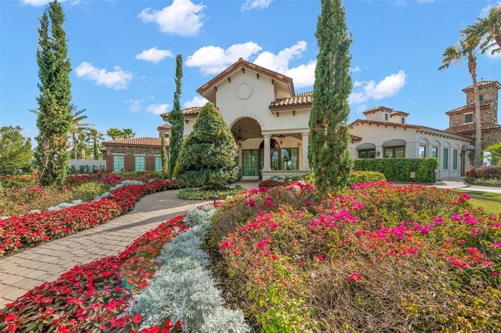 For Sale: $1,685,000 (3 beds, 2 baths, 2585 Square Feet)