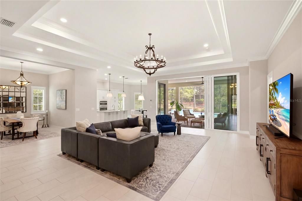 For Sale: $1,685,000 (3 beds, 2 baths, 2585 Square Feet)