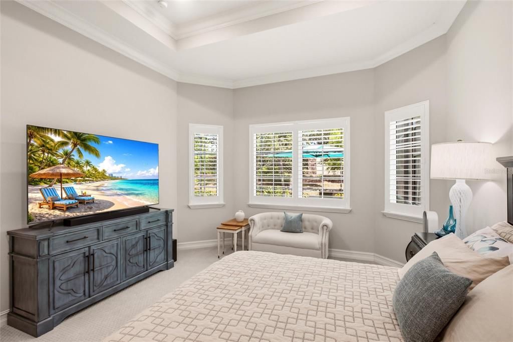 For Sale: $1,685,000 (3 beds, 2 baths, 2585 Square Feet)