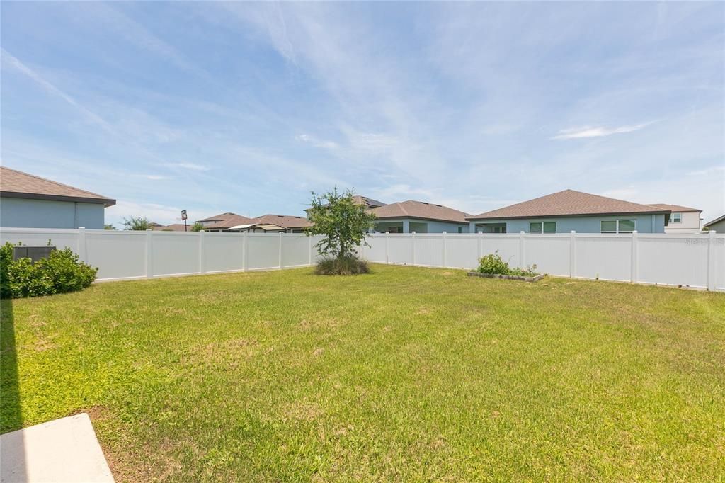 For Sale: $375,000 (3 beds, 2 baths, 1447 Square Feet)