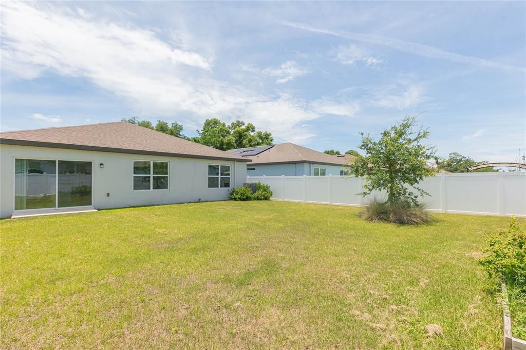For Sale: $375,000 (3 beds, 2 baths, 1447 Square Feet)